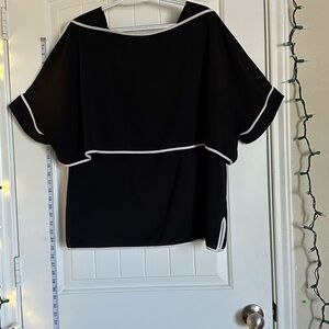 XL- Chicos Elegant Navy Blue Women's Top with White Trim